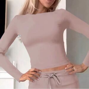 Everyday Long Sleeve Crewneck Top in Dusty Rose